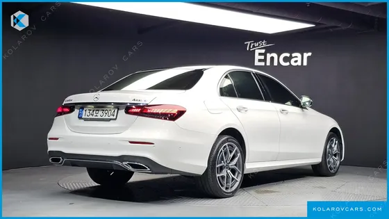 MERCEDES E-CLASS E220D 4MATIC AMG LINE