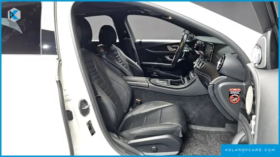 MERCEDES E-CLASS E220D 4MATIC AMG LINE