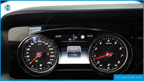 MERCEDES E-CLASS E200 AVANTGARDE