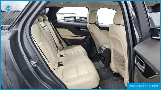 JAGUAR F-PACE 20D PRESTIGE
