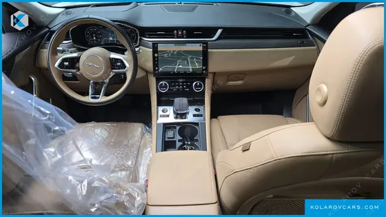 JAGUAR F-PACE D200 SE