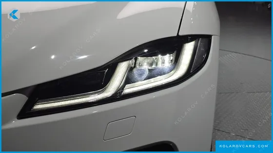 JAGUAR F-PACE D200 SE