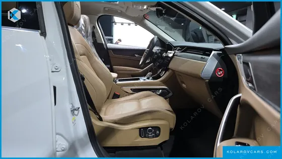 JAGUAR F-PACE D200 SE