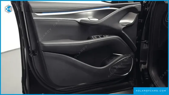 BYD SEALION 7 BASE