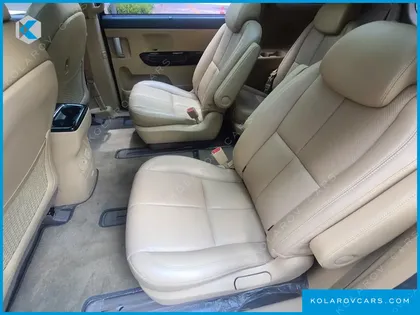 KIA CARNIVAL 9-SEATER NOBLESSE SPECIAL