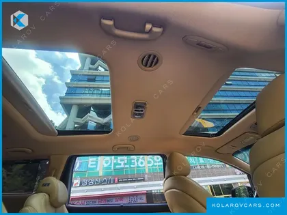 KIA CARNIVAL 9-SEATER NOBLESSE SPECIAL