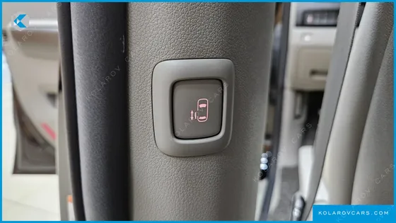 KIA CARNIVAL 9-SEATER LUXURY