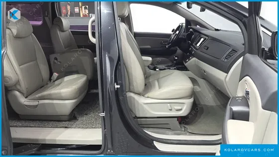 KIA CARNIVAL 11-SEATER PRESTIGE