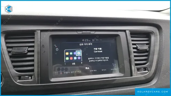 KIA CARNIVAL 11-SEATER PRESTIGE