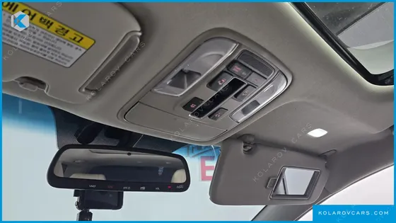 KIA CARNIVAL 7-SEATER LIMOUSINE