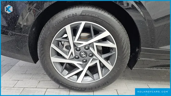 HYUNDAI GRANDEUR 2,5 GASOLINE 2WD