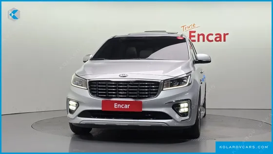 KIA CARNIVAL 7-SEATER LIMOUSINE