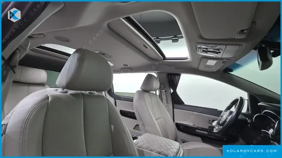 KIA CARNIVAL 7-SEATER LIMOUSINE