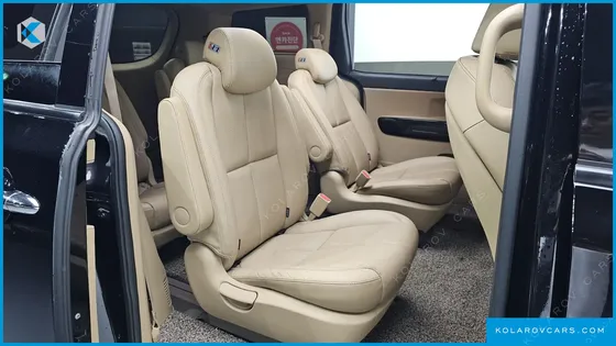 KIA CARNIVAL 9-SEATER NOBLESSE SPECIAL