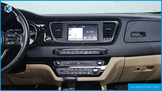 KIA CARNIVAL 9-SEATER NOBLESSE SPECIAL