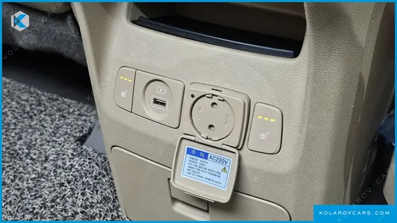 KIA CARNIVAL 9-SEATER NOBLESSE SPECIAL