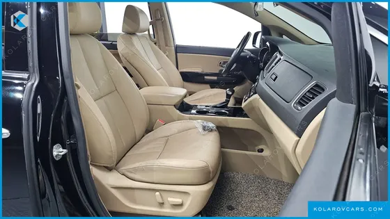 KIA CARNIVAL 9-SEATER NOBLESSE SPECIAL