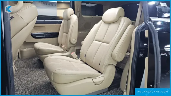KIA CARNIVAL 9-SEATER NOBLESSE SPECIAL
