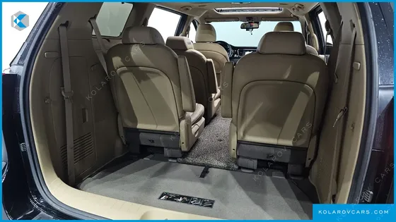KIA CARNIVAL 9-SEATER NOBLESSE SPECIAL