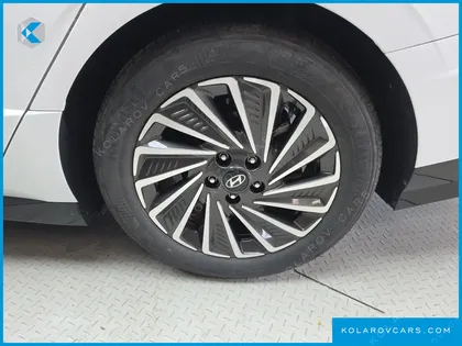 HYUNDAI SONATA EXCLUSIVE