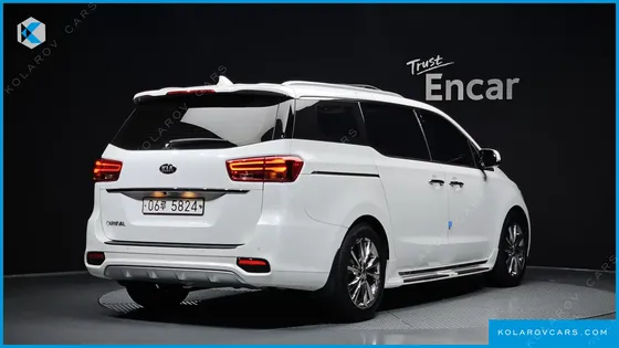 KIA CARNIVAL 9-SEATER NOBLESSE SPECIAL