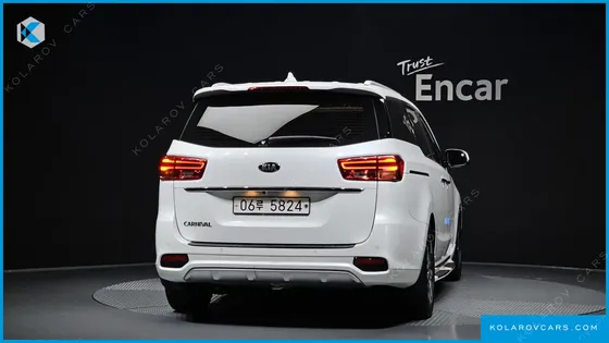 KIA CARNIVAL 9-SEATER NOBLESSE SPECIAL