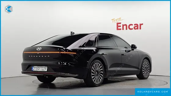 HYUNDAI GRANDEUR 2,5 GASOLINE 2WD