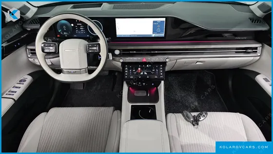 HYUNDAI GRANDEUR 2,5 GASOLINE 2WD