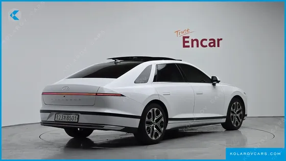HYUNDAI GRANDEUR EXCLUSIVE