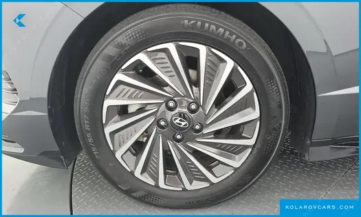 HYUNDAI SONATA EXCLUSIVE