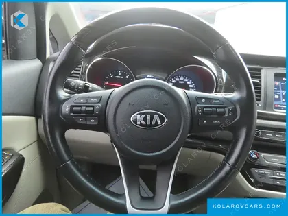 KIA CARNIVAL 9-SEATER NOBLESSE SPECIAL