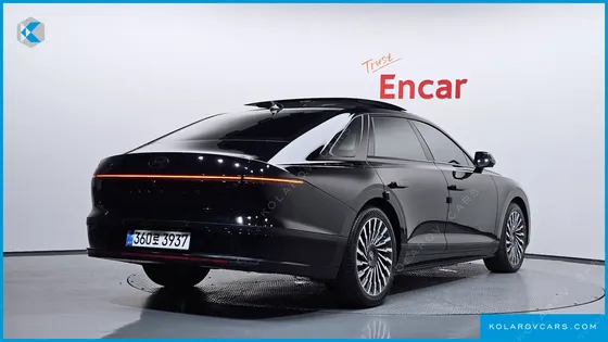 HYUNDAI GRANDEUR CALLIGRAPHY