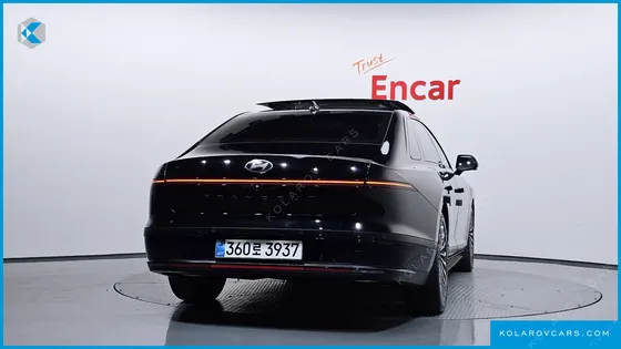 HYUNDAI GRANDEUR CALLIGRAPHY