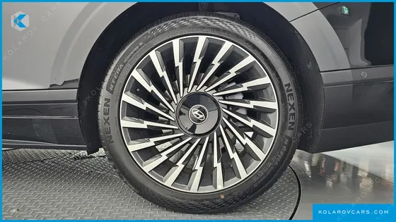 HYUNDAI GRANDEUR CALLIGRAPHY