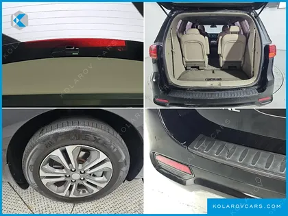 KIA CARNIVAL 9-SEATER LUXURY