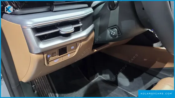 HYUNDAI GRANDEUR 2,5 GASOLINE 2WD
