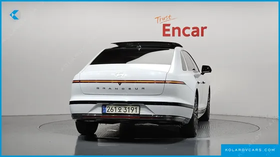 HYUNDAI GRANDEUR CALLIGRAPHY