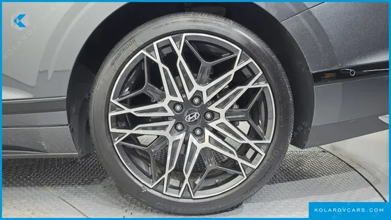 HYUNDAI GRANDEUR EXCLUSIVE