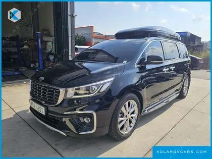 KIA CARNIVAL 9-SEATER PRSTIGE