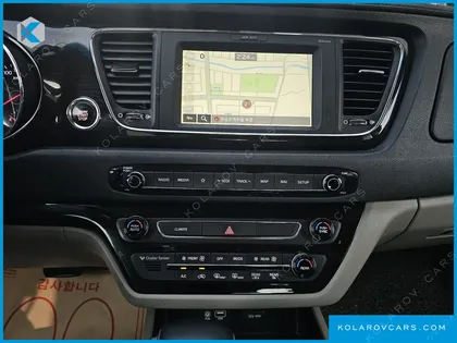 KIA CARNIVAL 9-SEATER PRSTIGE