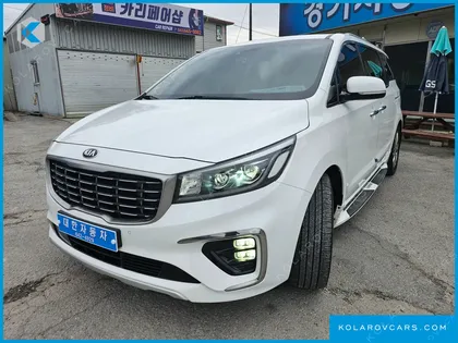 KIA CARNIVAL 7-SEATER LIMOUSINE