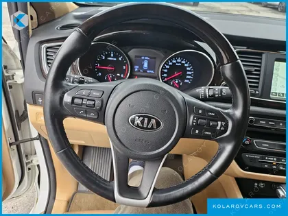 KIA CARNIVAL 7-SEATER LIMOUSINE
