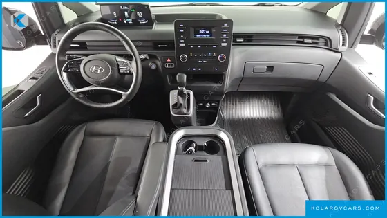 HYUNDAI STARIA CARGO 5-SEATER