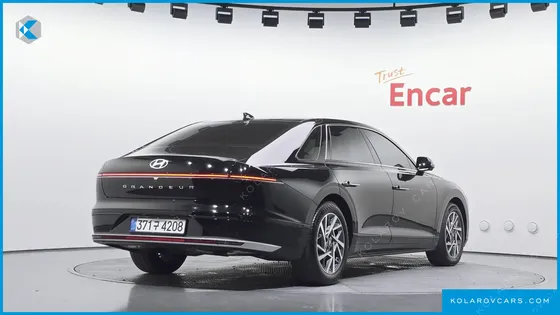 HYUNDAI GRANDEUR 2,5 GASOLINE 2WD