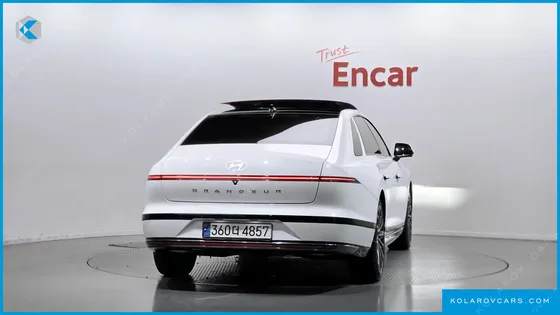 HYUNDAI GRANDEUR CALLIGRAPHY