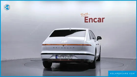 HYUNDAI GRANDEUR CALLIGRAPHY