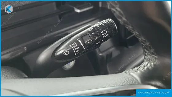 HYUNDAI STARIA CARGO 3-SEATER