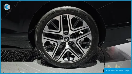 HYUNDAI GRANDEUR 2,5 GASOLINE 2WD