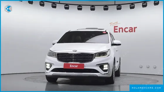 KIA CARNIVAL 7-SEATER LIMOUSINE