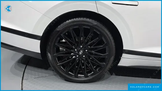 HYUNDAI GRANDEUR CALLIGRAPHY